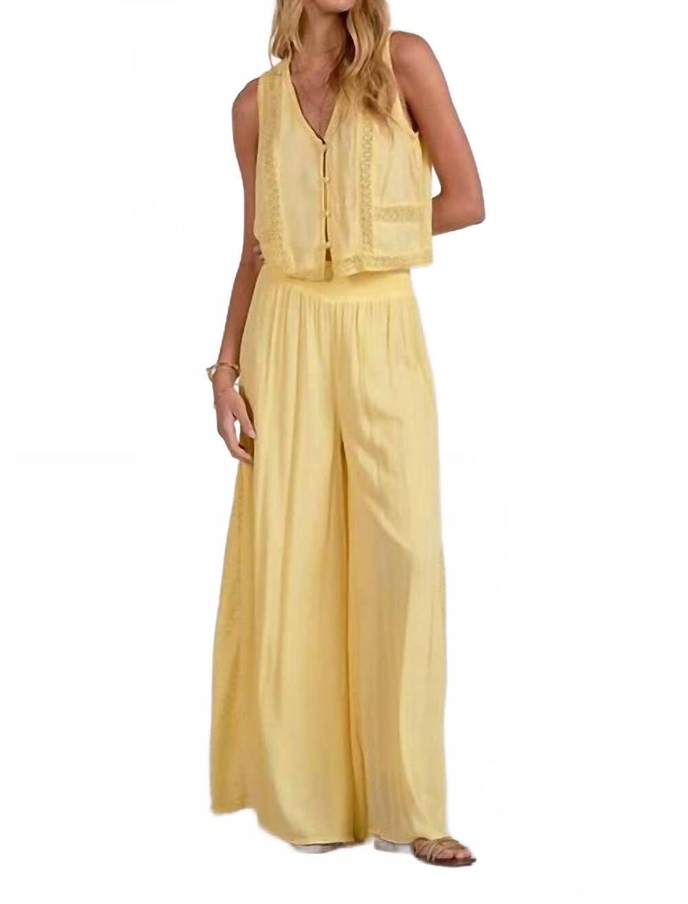 NEW ELAN sleeveless top and embroidered wide leg pant set in yellow